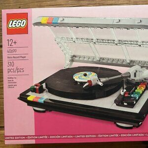 Lego Retro Record Player